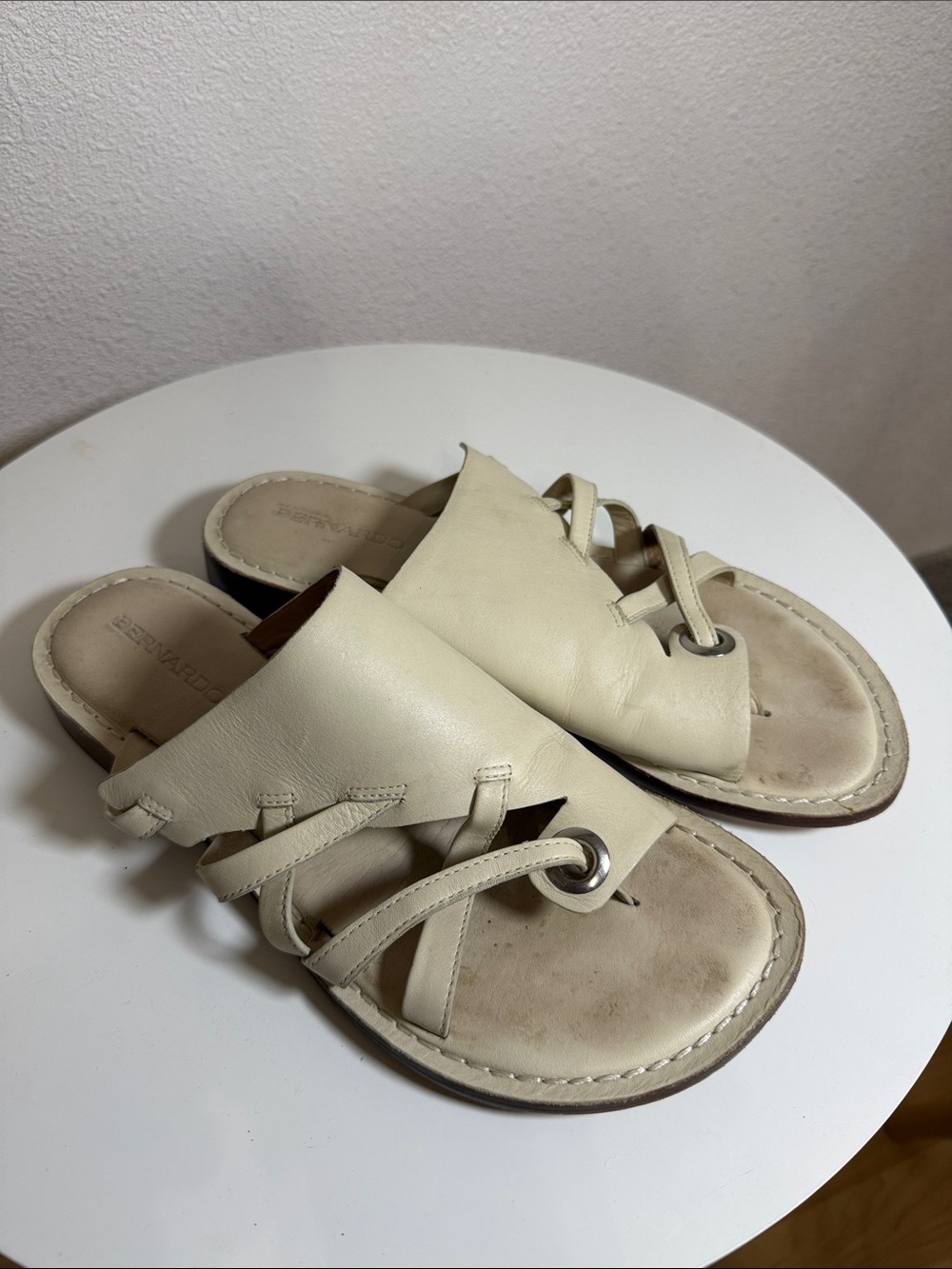 Anthropologie Bernardo Tenley Cream Leather Slide Sandals with Metal Eyelet